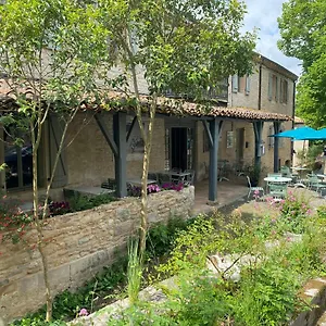 *** Couette-café L'étape Du Château France